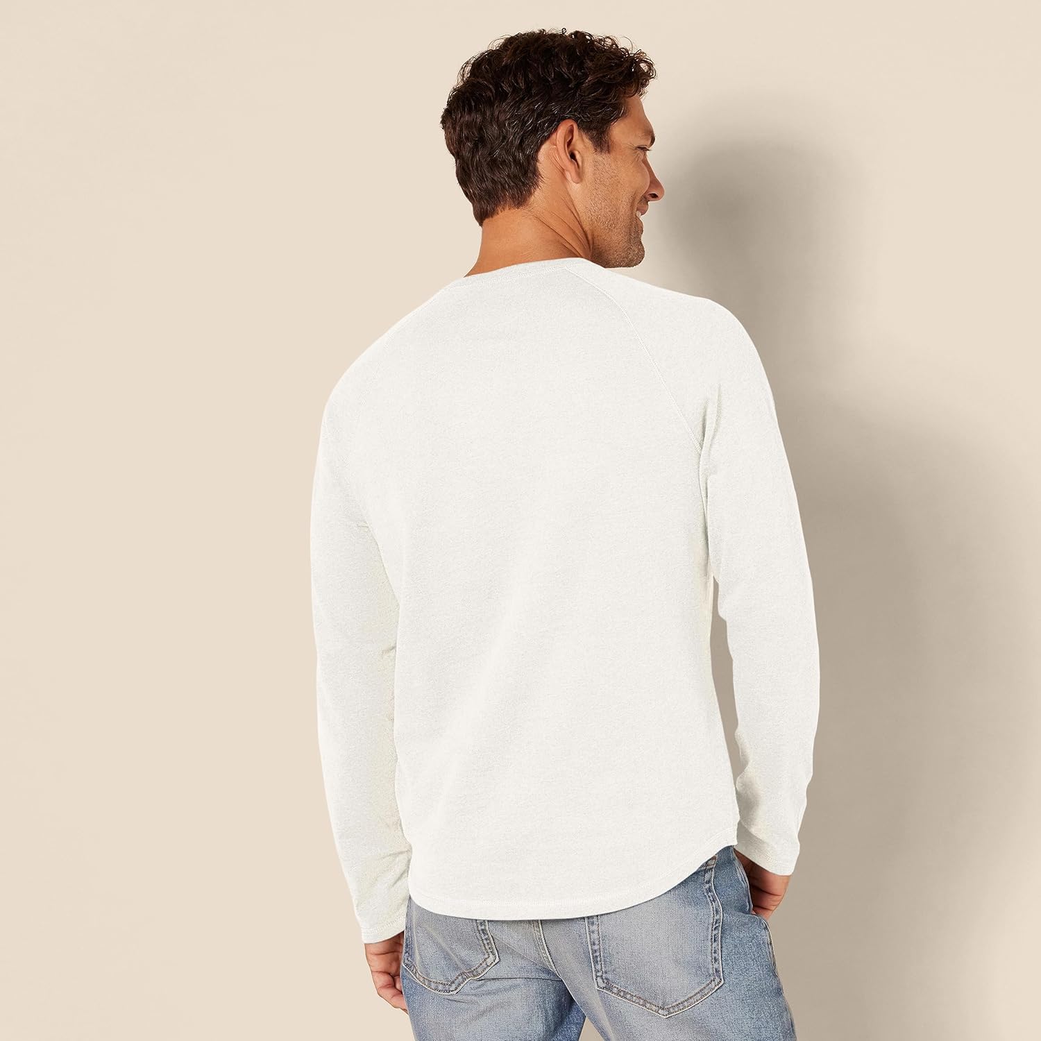 Amazon Essentials Men's Slim-Fit Long-Sleeve Henley Shirt - Image 3