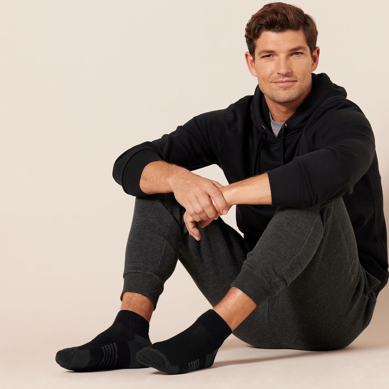 Amazon Essentials mens Athletic Ankle Socks, Breathable, Cotton Blend, Cushioned - Image 4